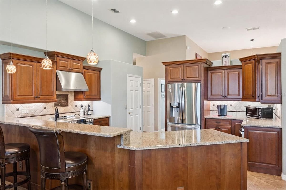 3739 WINDING LAKE CIRCLE — photo 7 of 31