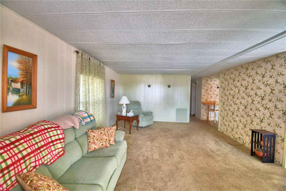 4807 PLUMWOOD STREET — photo 13 of 62