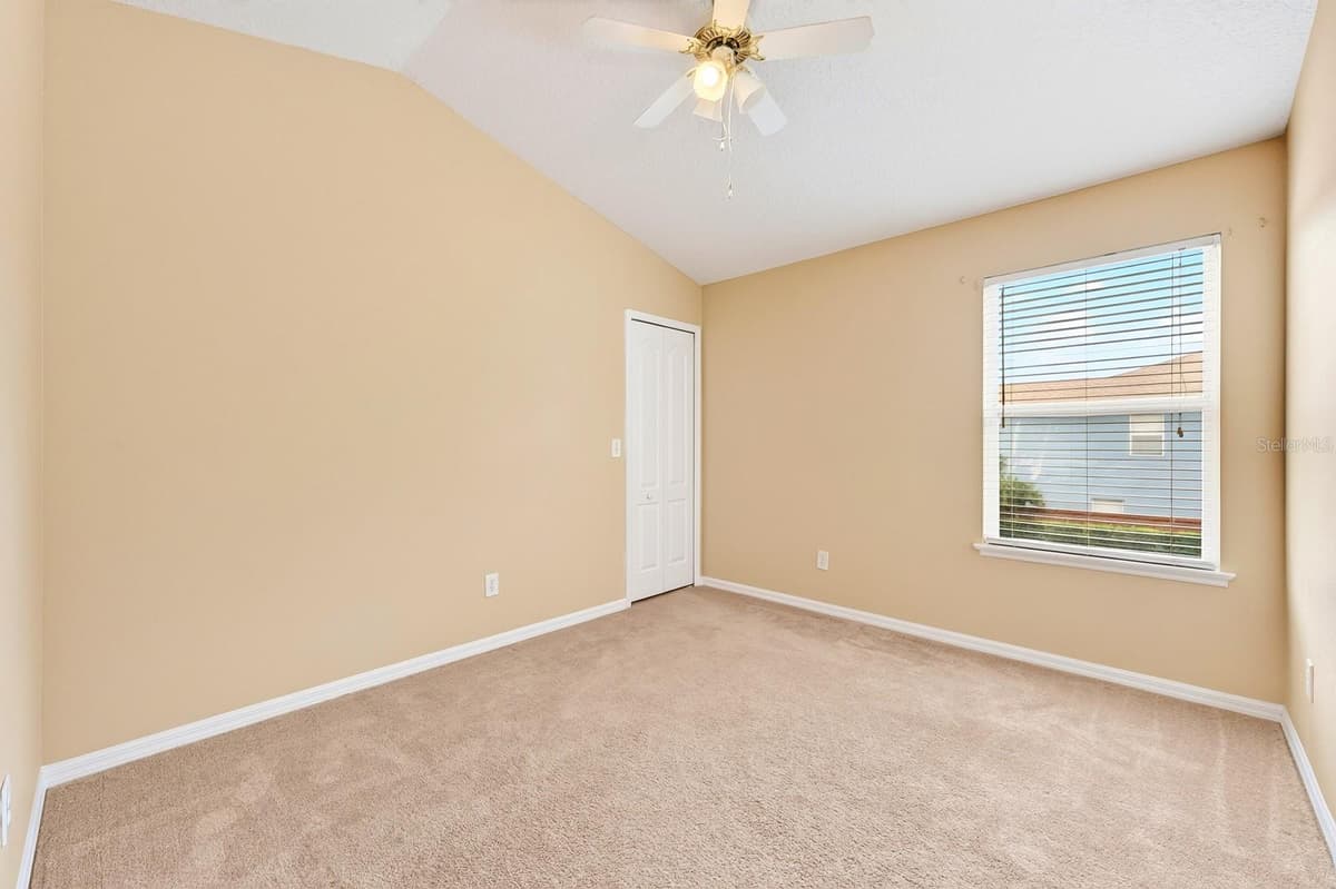 102 WILTON CIRCLE — photo 14 of 24