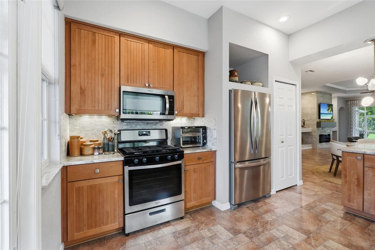 1509 SCARLETT AVENUE — photo 13 of 42