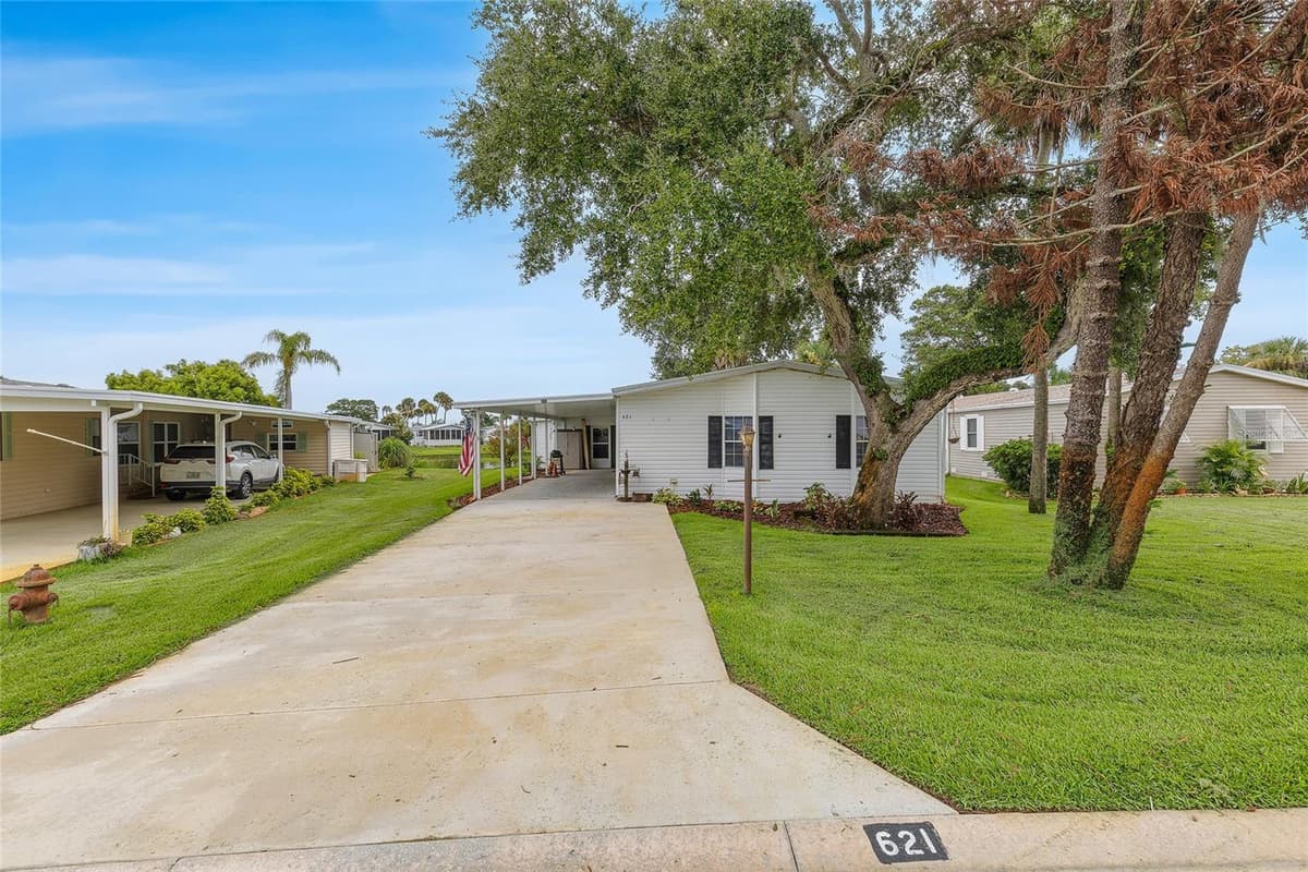 621 STARBOARD AVENUE — photo 17 of 84