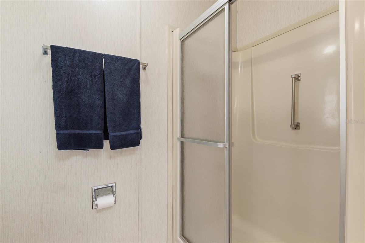621 STARBOARD AVENUE — photo 44 of 84