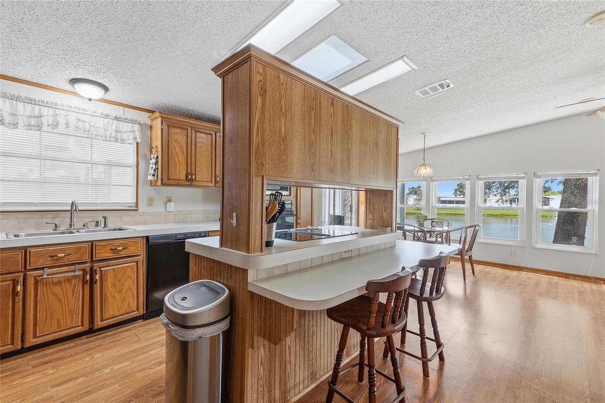 621 STARBOARD AVENUE — photo 50 of 84