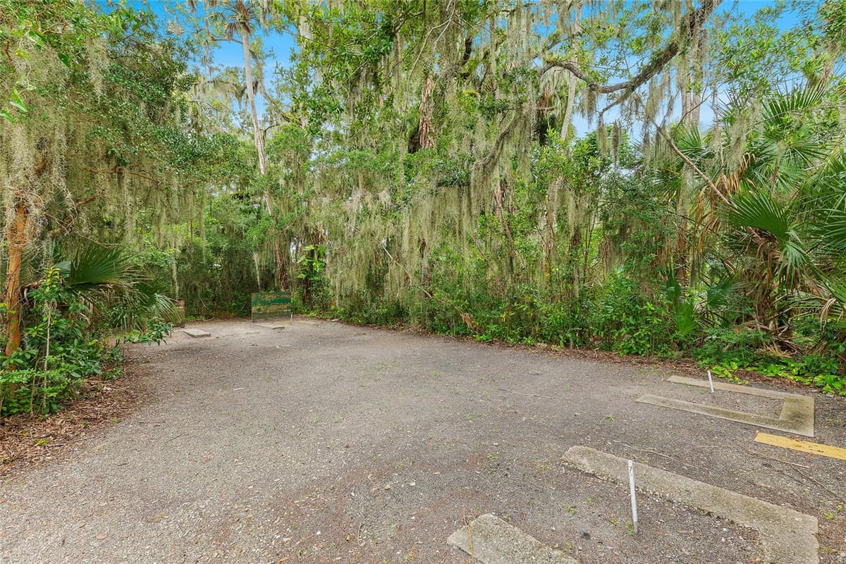621 STARBOARD AVENUE — photo 75 of 84