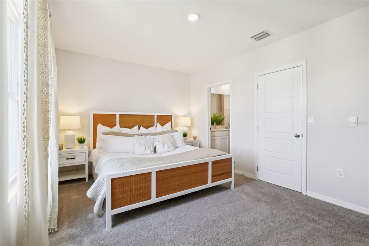 2618 OLYMPIC COURT — photo 20 of 31