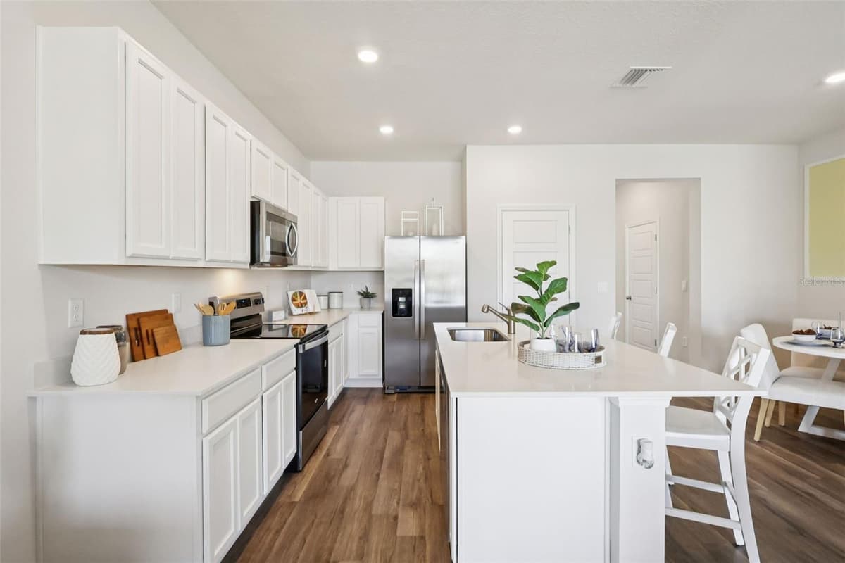2618 OLYMPIC COURT — photo 11 of 31