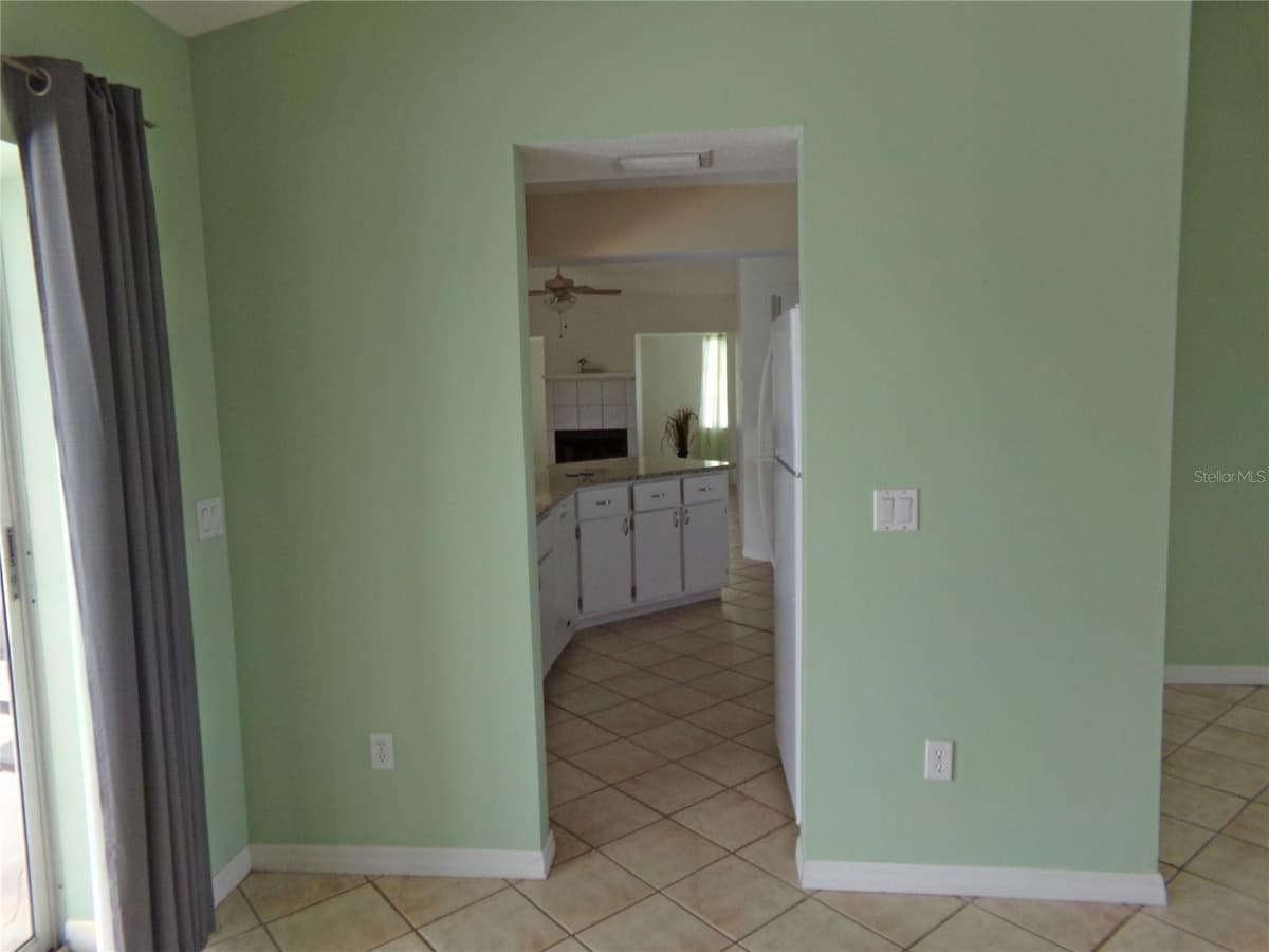 7202 MAMOUTH STREET — photo 9 of 24