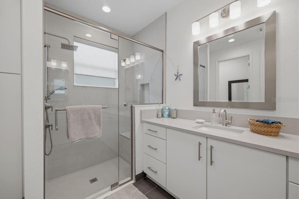 3101 MALTA AVENUE — photo 18 of 31
