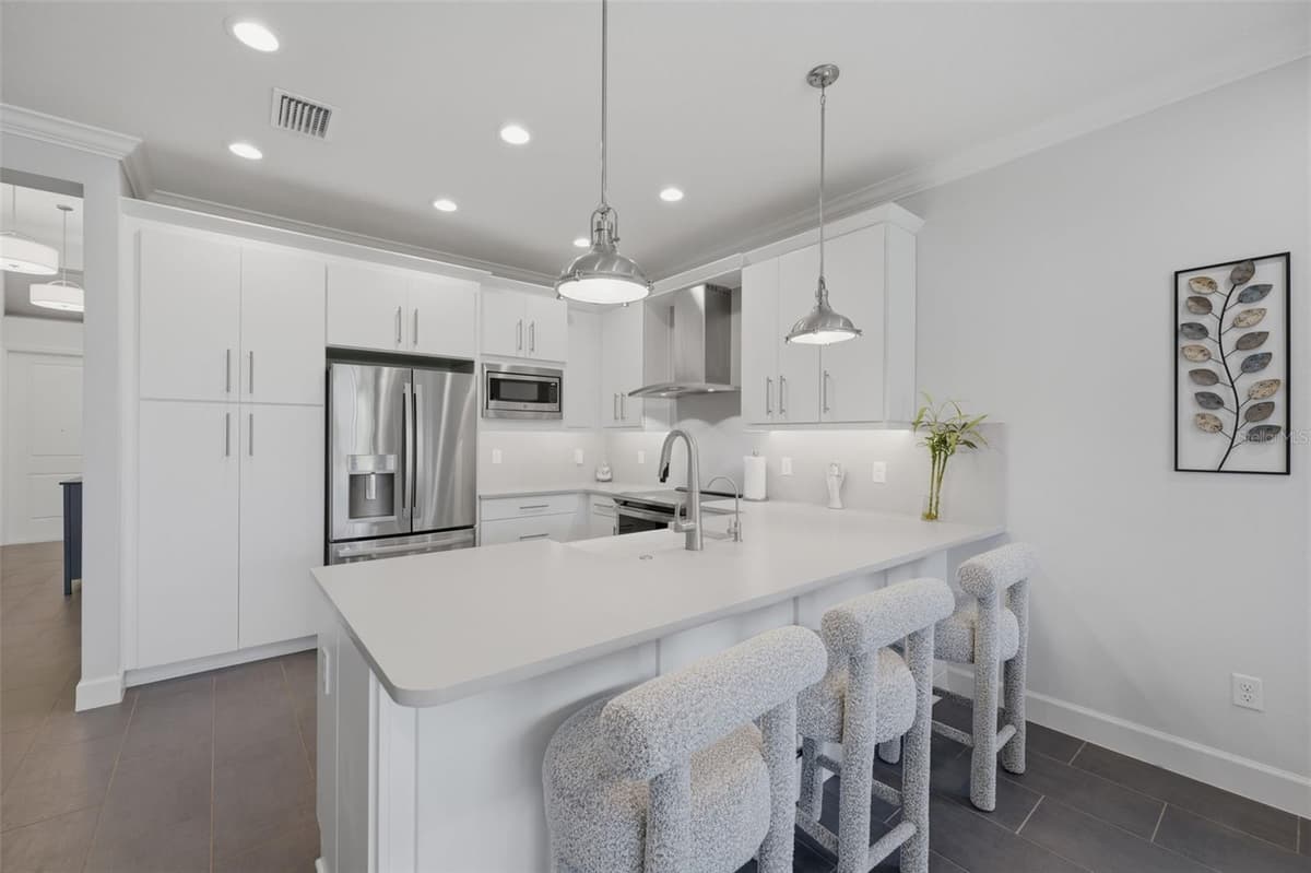 3101 MALTA AVENUE — photo 6 of 31