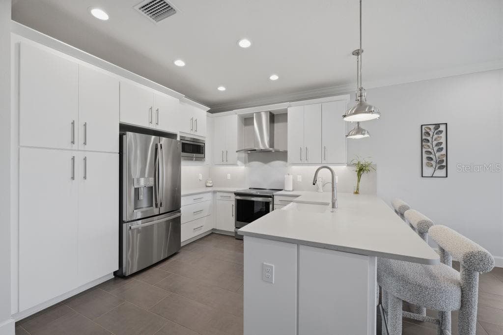 3101 MALTA AVENUE — photo 7 of 31