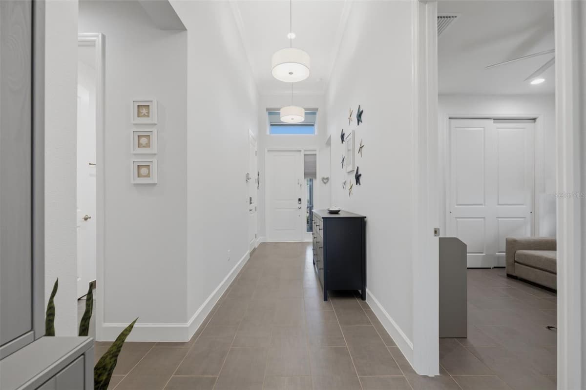3101 MALTA AVENUE — photo 5 of 31