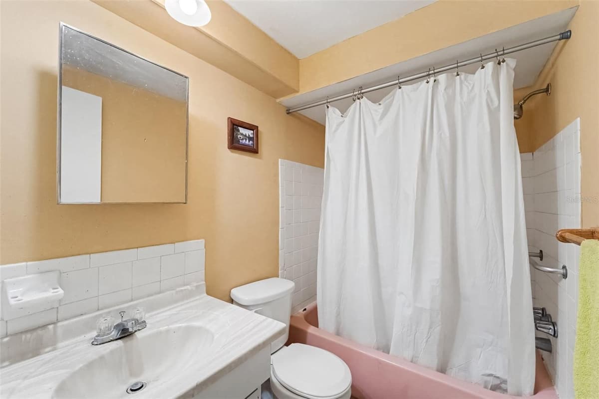 4211 REGAL PLACE — photo 9 of 10