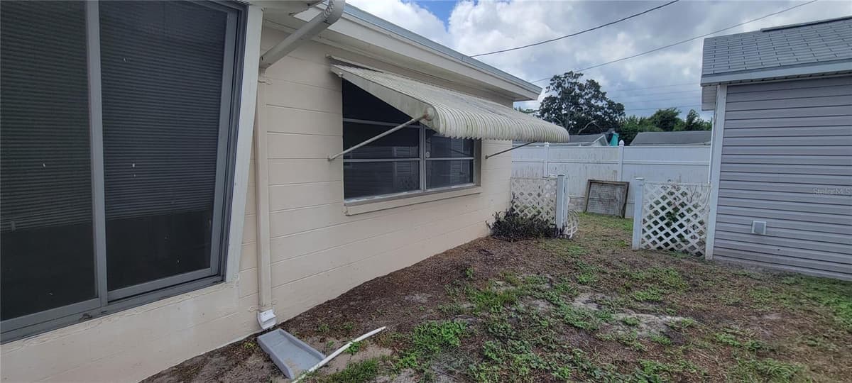 3243 BAYPORT DRIVE — photo 34 of 37
