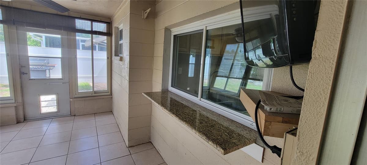 3243 BAYPORT DRIVE — photo 18 of 37
