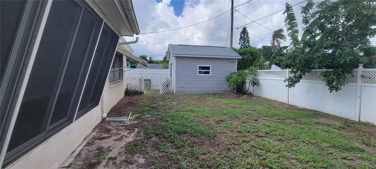 3243 BAYPORT DRIVE — photo 33 of 37