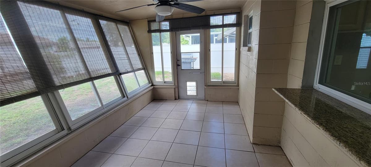 3243 BAYPORT DRIVE — photo 19 of 37