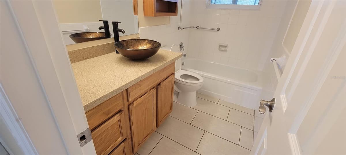 3243 BAYPORT DRIVE — photo 22 of 37