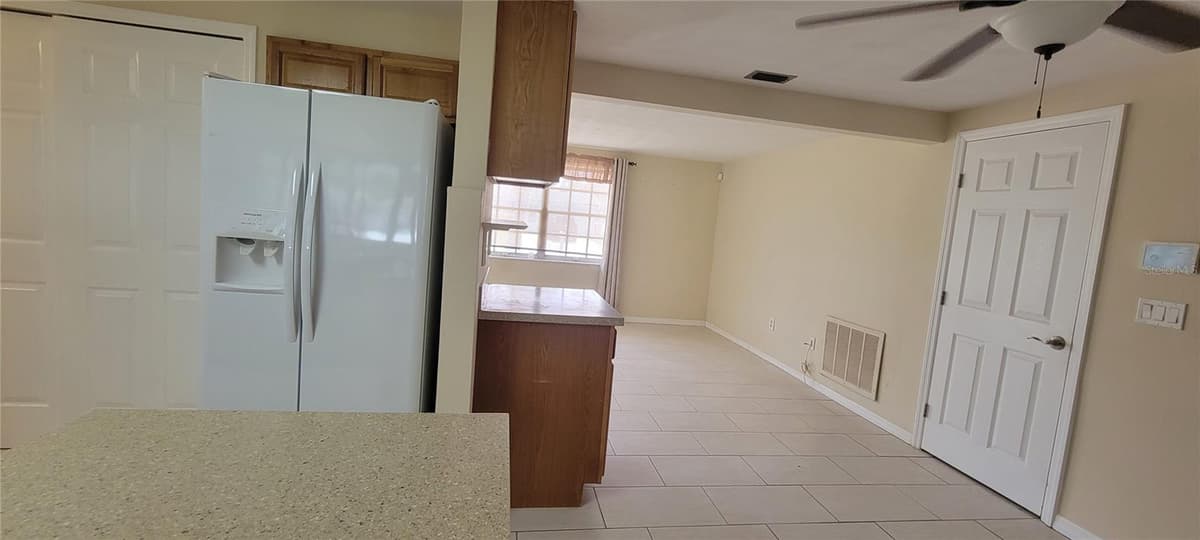 3243 BAYPORT DRIVE — photo 6 of 37