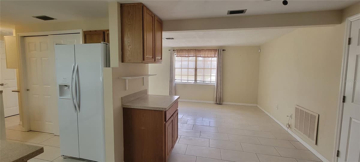 3243 BAYPORT DRIVE — photo 9 of 37