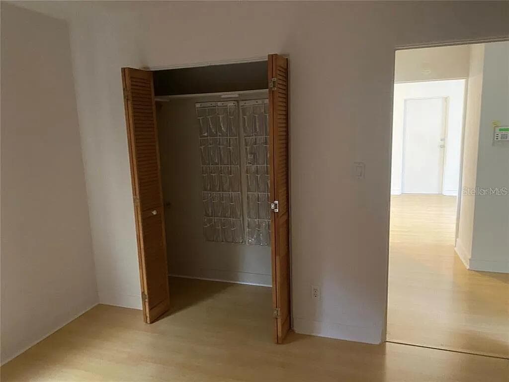 1025 LAKE JESSAMINE DRIVE — photo 16 of 19