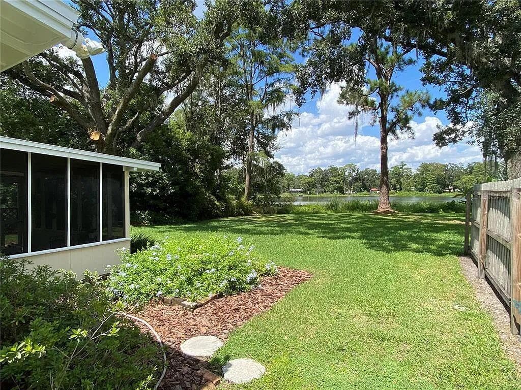 1025 LAKE JESSAMINE DRIVE — photo 4 of 19