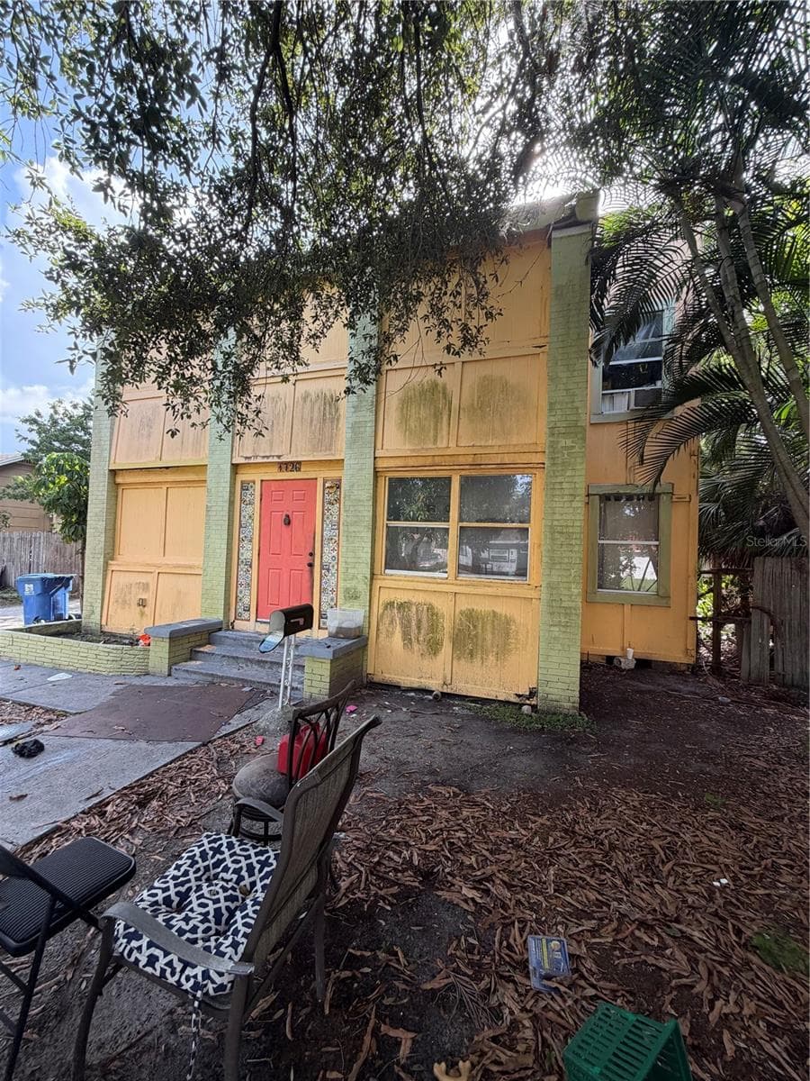 1726 NEWARK STREET — photo 1 of 1