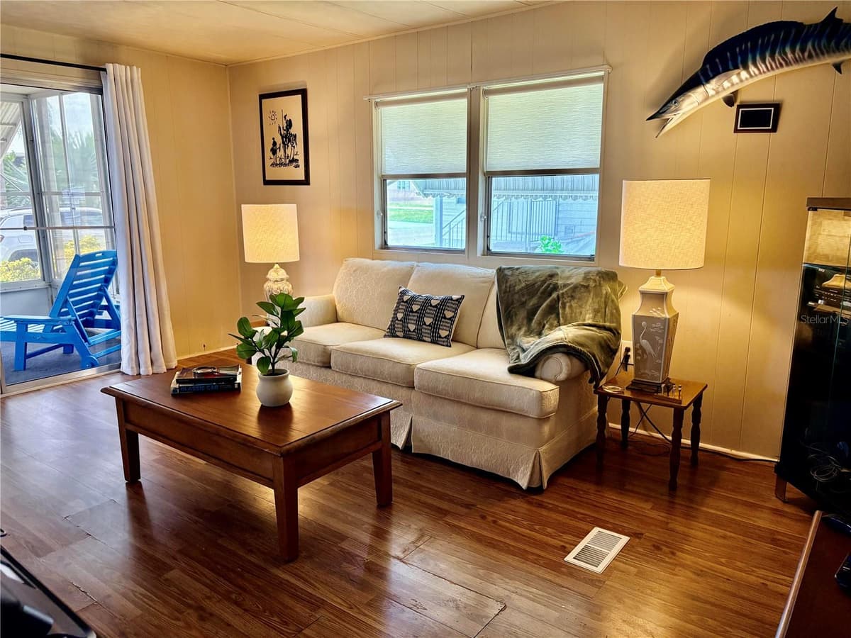 2790 INDIANWOOD DRIVE — photo 11 of 25