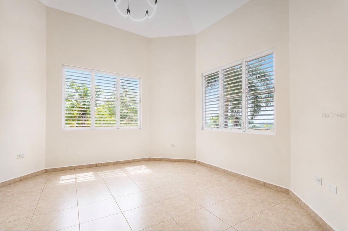 130 CORCOVADO HIGHWAY — photo 11 of 46