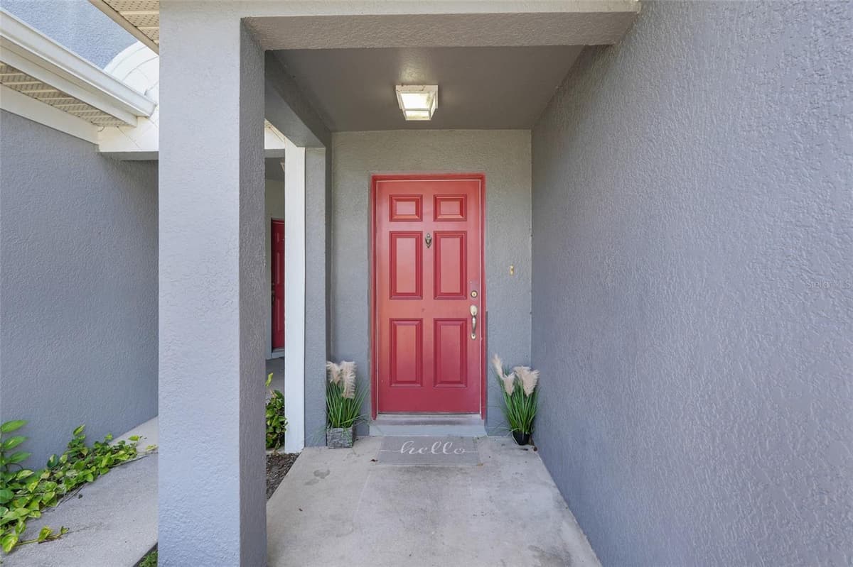 9408 FLOWERING COTTONWOOD ROAD — photo 10 of 47
