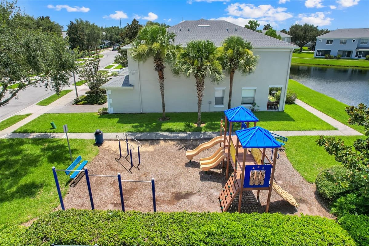 9408 FLOWERING COTTONWOOD ROAD — photo 41 of 47