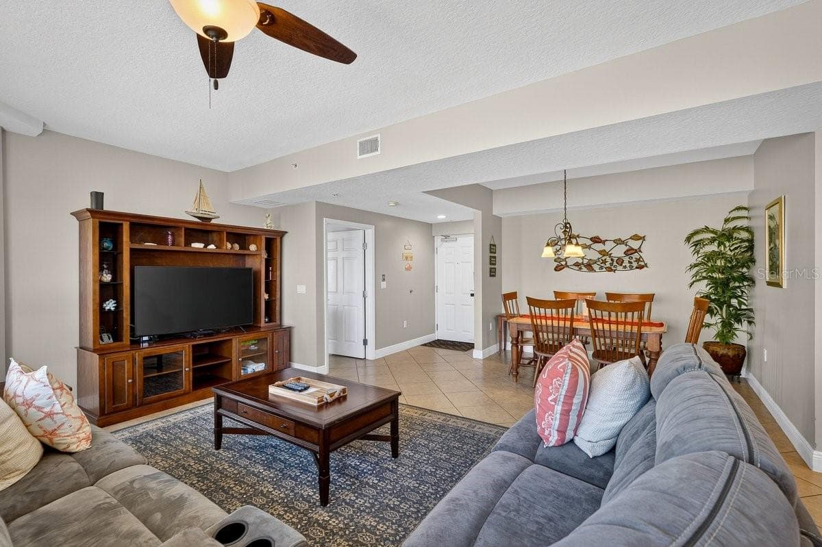 3799 ATLANTIC AVENUE — photo 5 of 49