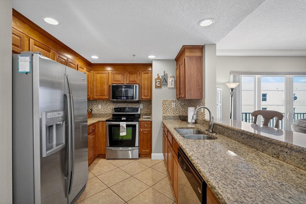 3799 ATLANTIC AVENUE — photo 18 of 49