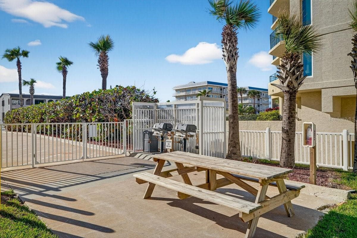 3799 ATLANTIC AVENUE — photo 33 of 49