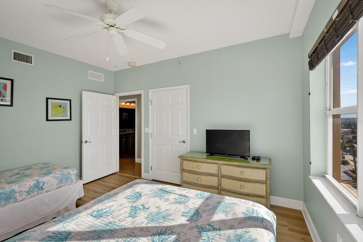3799 ATLANTIC AVENUE — photo 23 of 49