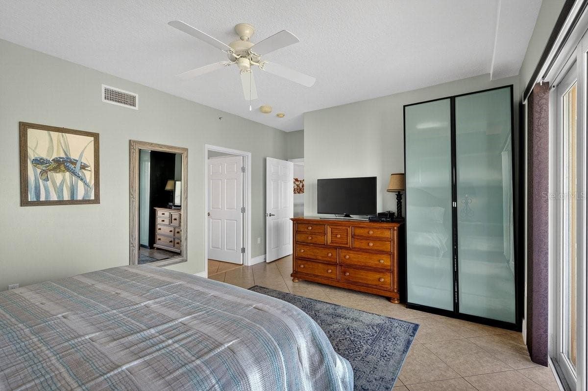 3799 ATLANTIC AVENUE — photo 10 of 49