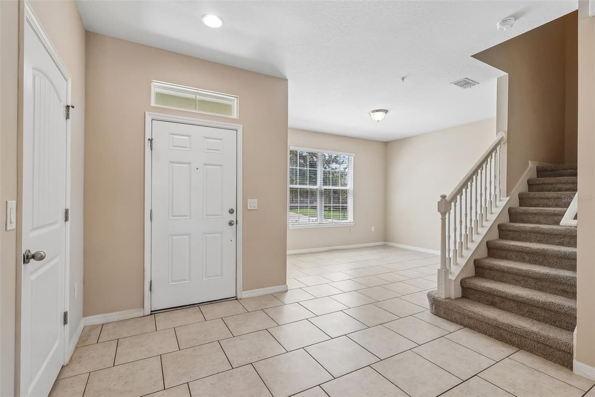 1570 SOFTSHELL STREET — photo 9 of 36
