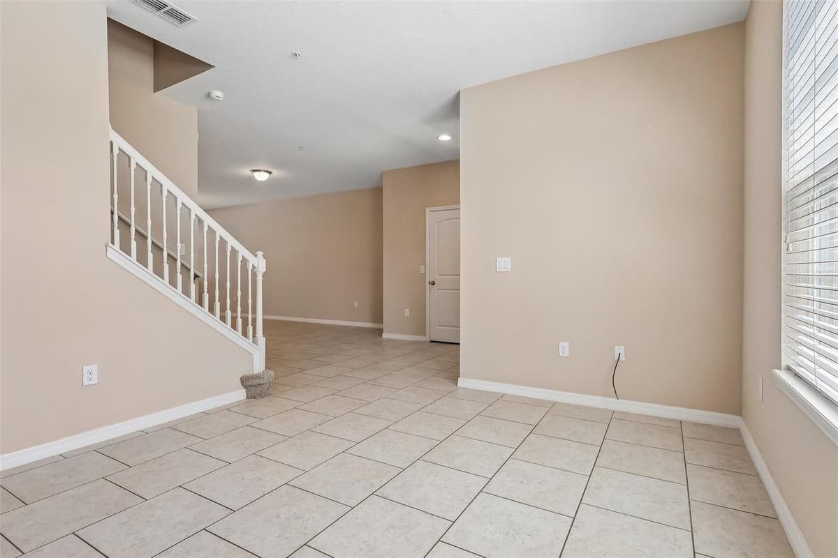 1570 SOFTSHELL STREET — photo 10 of 36