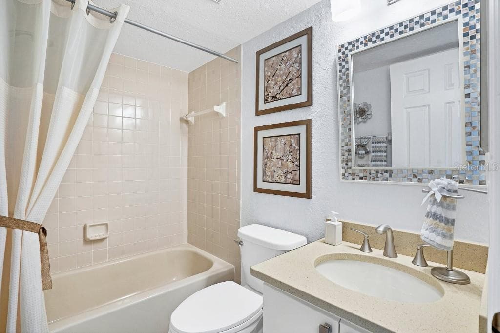 175 KINGS HIGHWAY — photo 14 of 25
