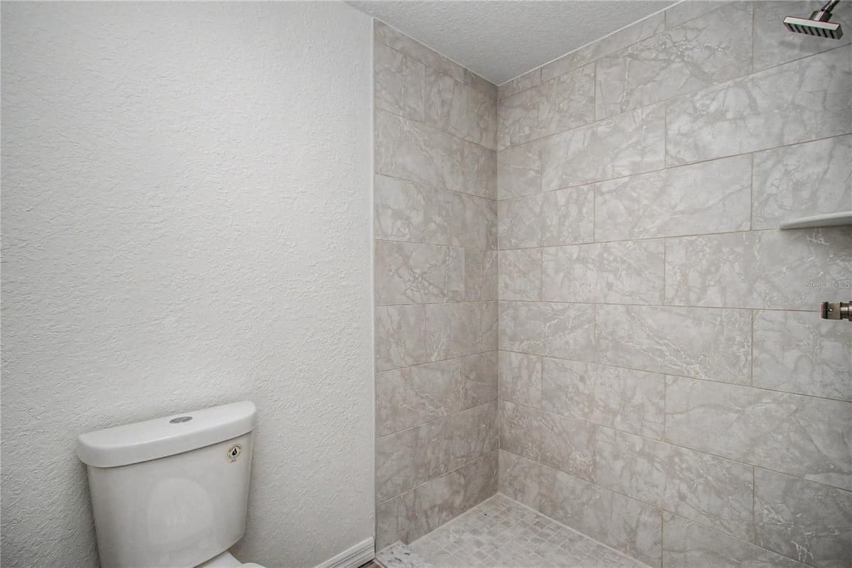 6197 61ST STREET — photo 17 of 29