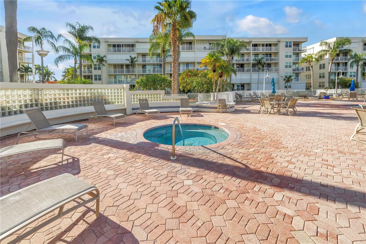6001 BAHIA DEL MAR CIRCLE — photo 27 of 36