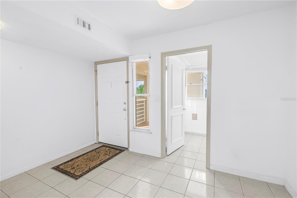 6001 BAHIA DEL MAR CIRCLE — photo 5 of 36