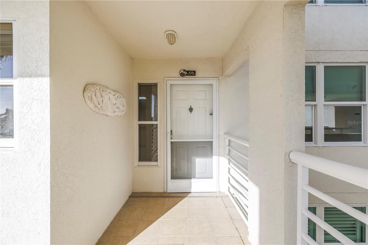 6001 BAHIA DEL MAR CIRCLE — photo 2 of 36