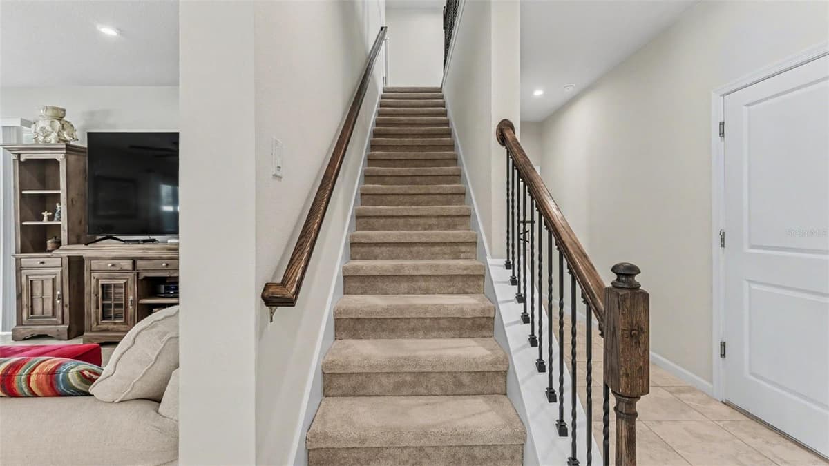 3205 LA SALLE STREET — photo 23 of 65