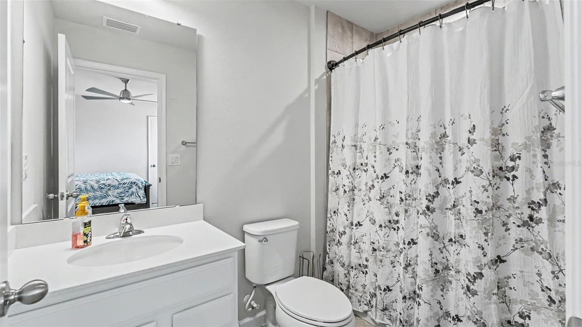 3205 LA SALLE STREET — photo 45 of 65