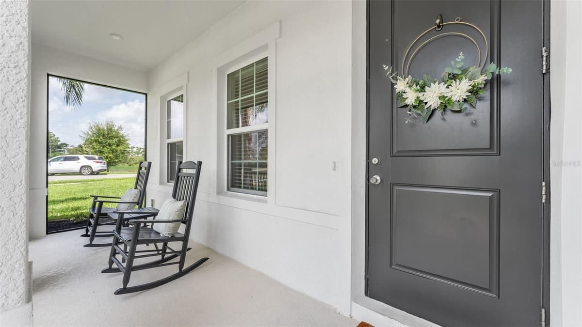 3205 LA SALLE STREET — photo 2 of 65