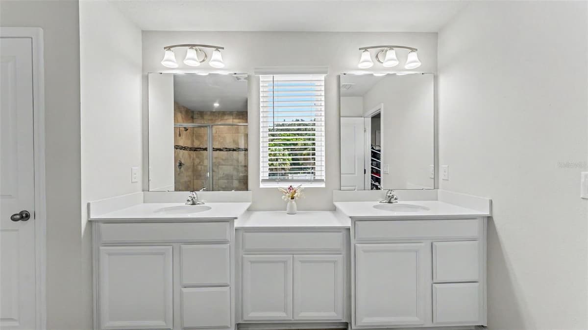 3205 LA SALLE STREET — photo 33 of 65