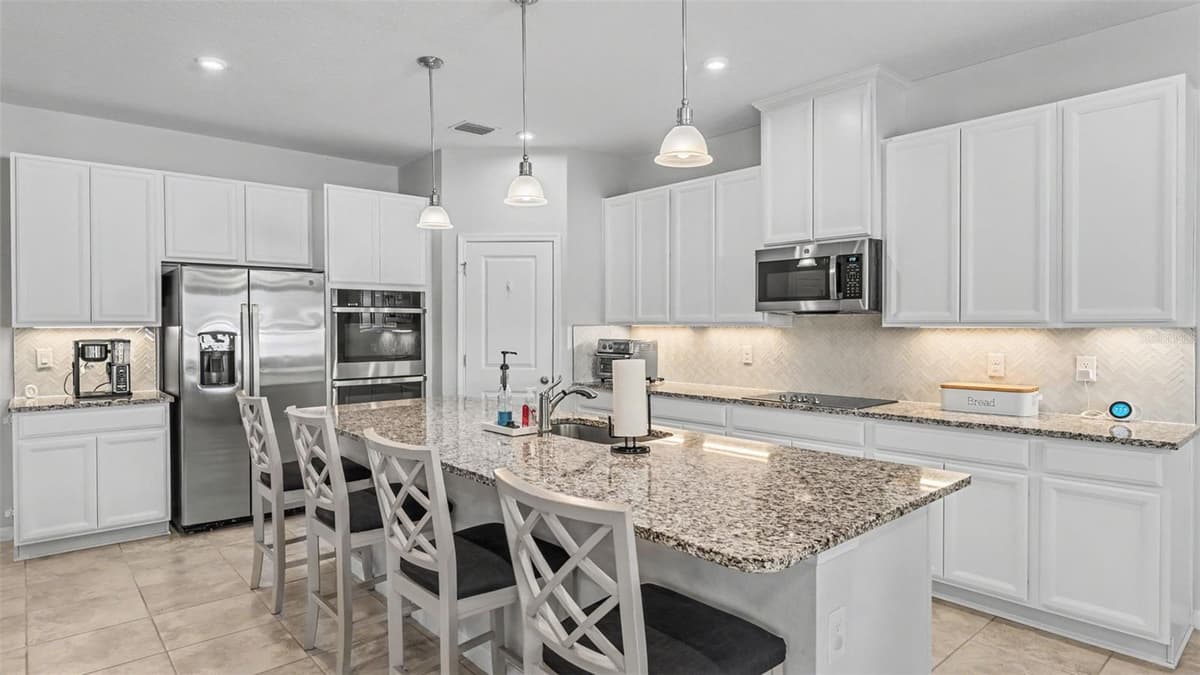 3205 LA SALLE STREET — photo 15 of 65
