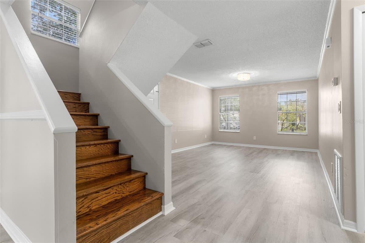 7508 WAKULLA DRIVE — photo 16 of 28