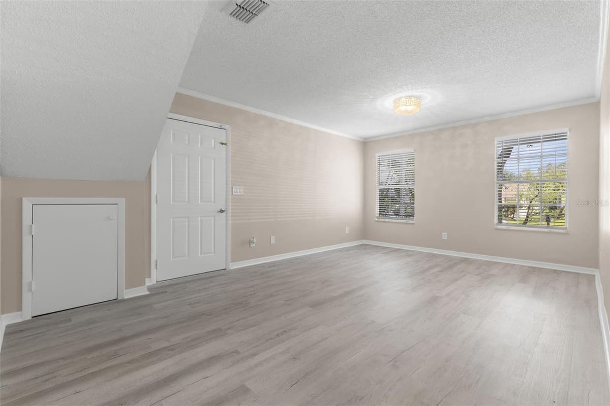 7508 WAKULLA DRIVE — photo 6 of 28