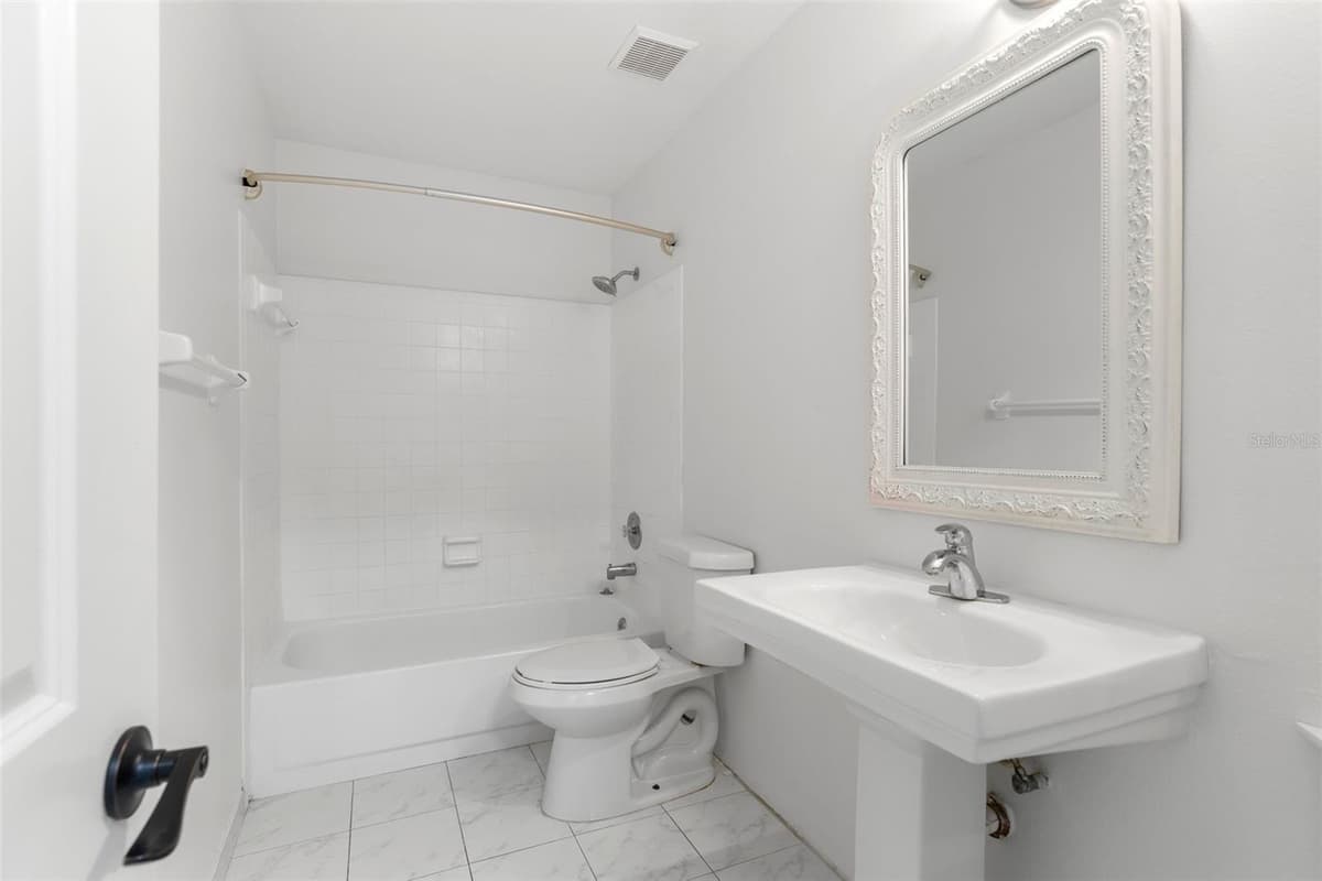 7508 WAKULLA DRIVE — photo 25 of 28